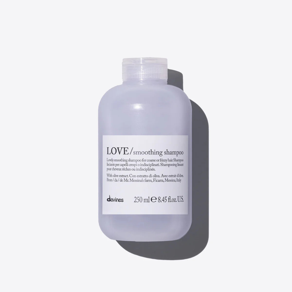 LOVE Smoothing Shampoo lisciante per capelli indisciplinati