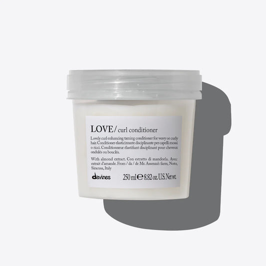 LOVE CURL Conditioner Conditioner elasticizzante per capelli ricci o mossi